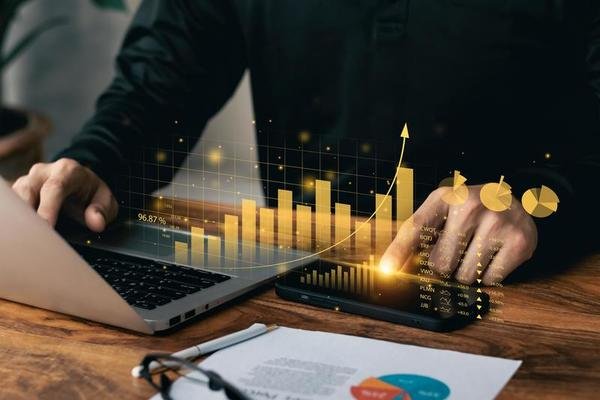 Banking & Financial Services